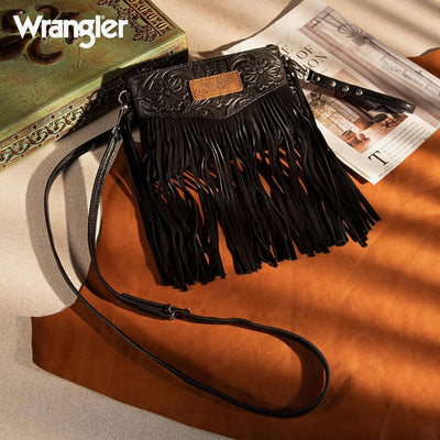 Wrangler® Pocket Wristlet - Black