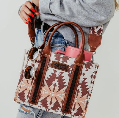 Wrangler® Aztec Tote - Camel